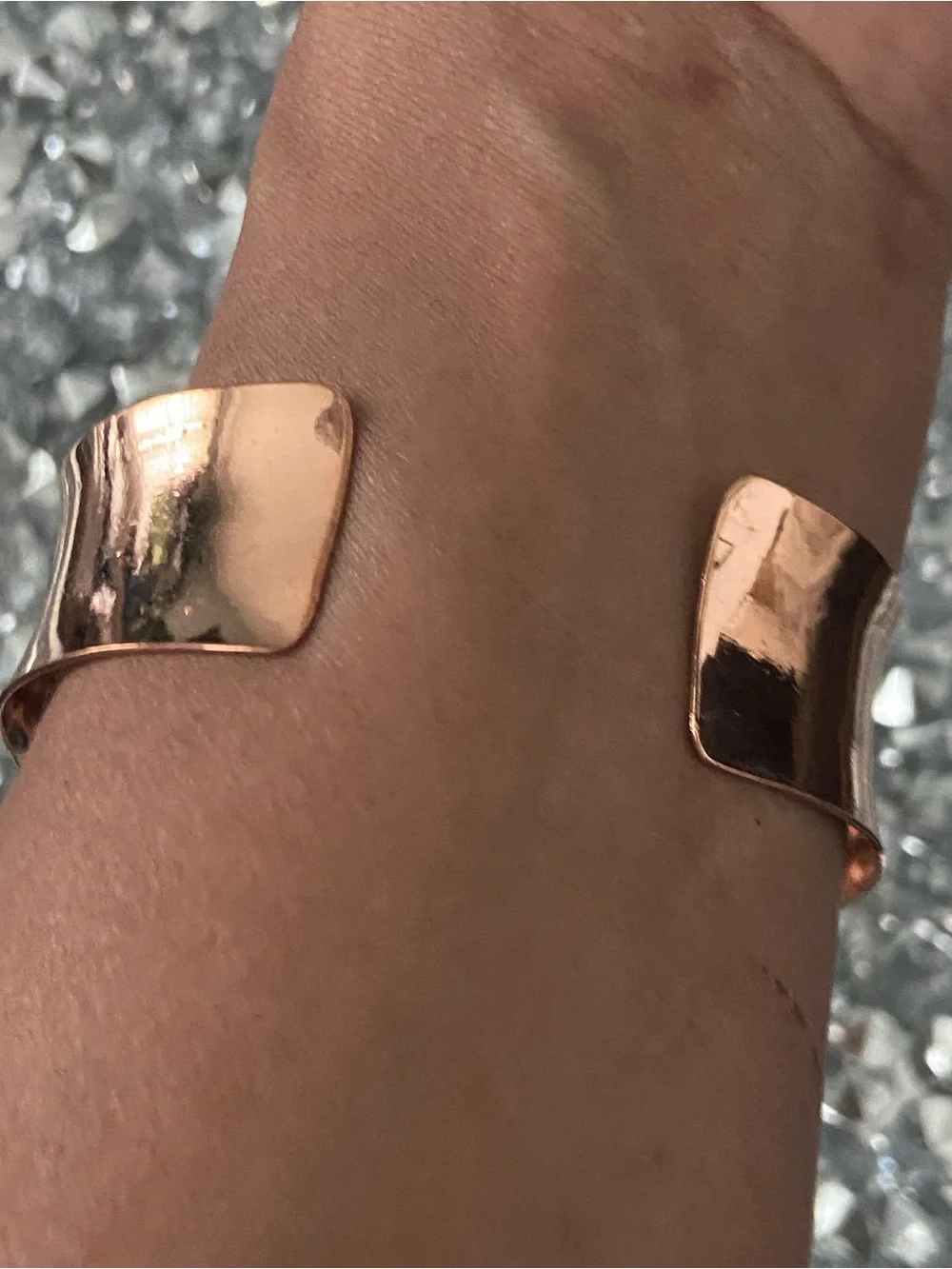 Copper cuff Bracelet w/ Embossed Witches Knot Protección & Frequency